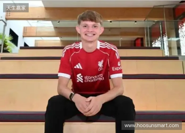 记者：利物浦球探已经多次考察雷恩后卫雅凯，管理层很欣赏他