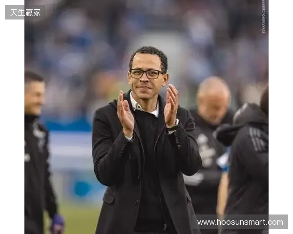 官方:罗塞尼尔出任切尔西主帅,签约至2032年 官方:罗塞尼尔出任切尔西主帅,签约至2032年