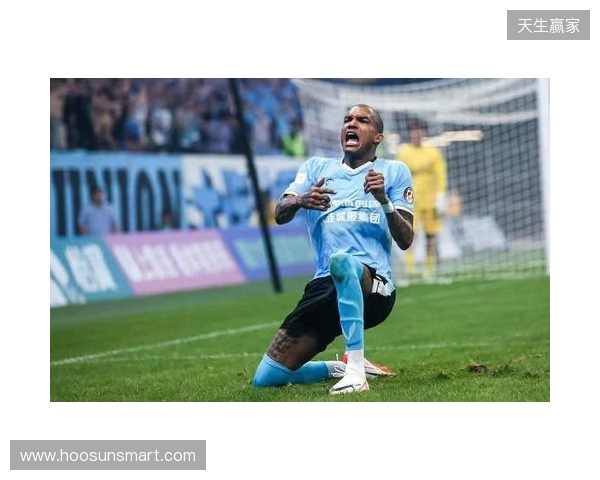 鲁媒：克雷桑对阵大连英博当日主动求战，若恢复顺利可战河南队